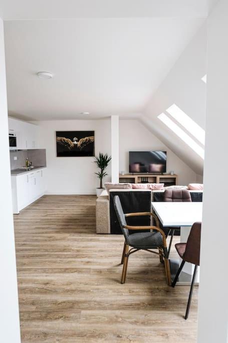 Anjelsky Apartman 95M プラハ エクステリア 写真